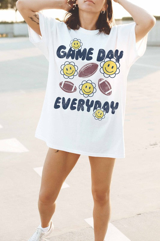 GAME DAY EVERYDAY GRAPHIC TEE